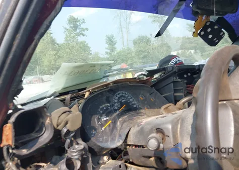 2004 GMC Sierra 2500Hd Sle из США, поврежденный, VIN 1GTHC29234E360477